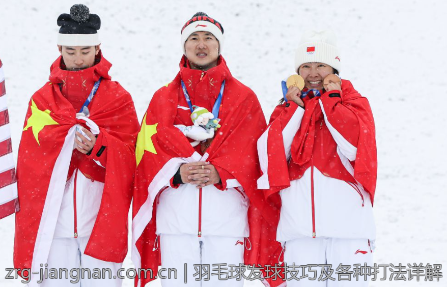 羽毛球发球技巧及各种打法详解